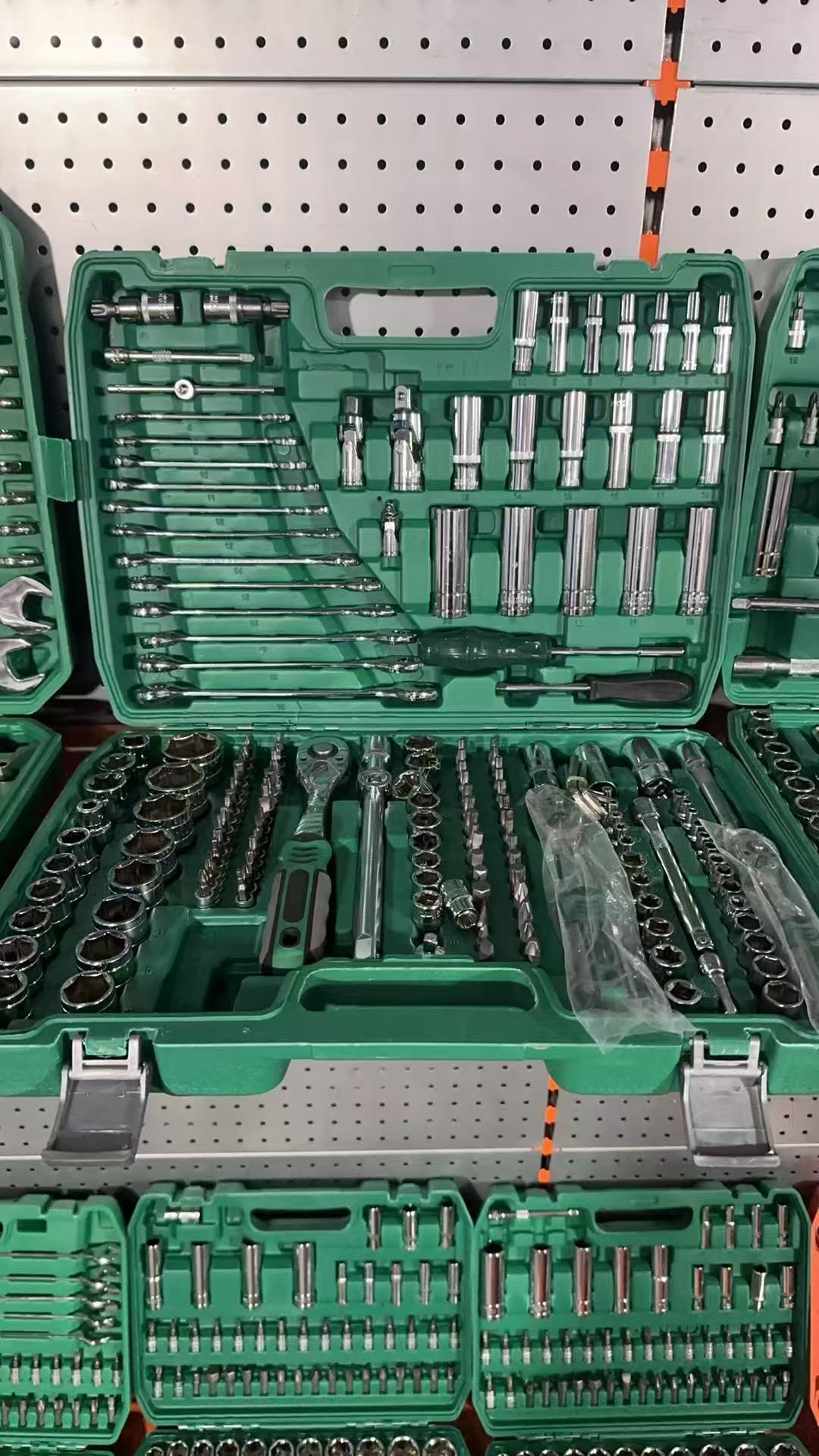 216-teiliges DIY Auto-Reparatu – Kit Power Tools Bewertung und Preis